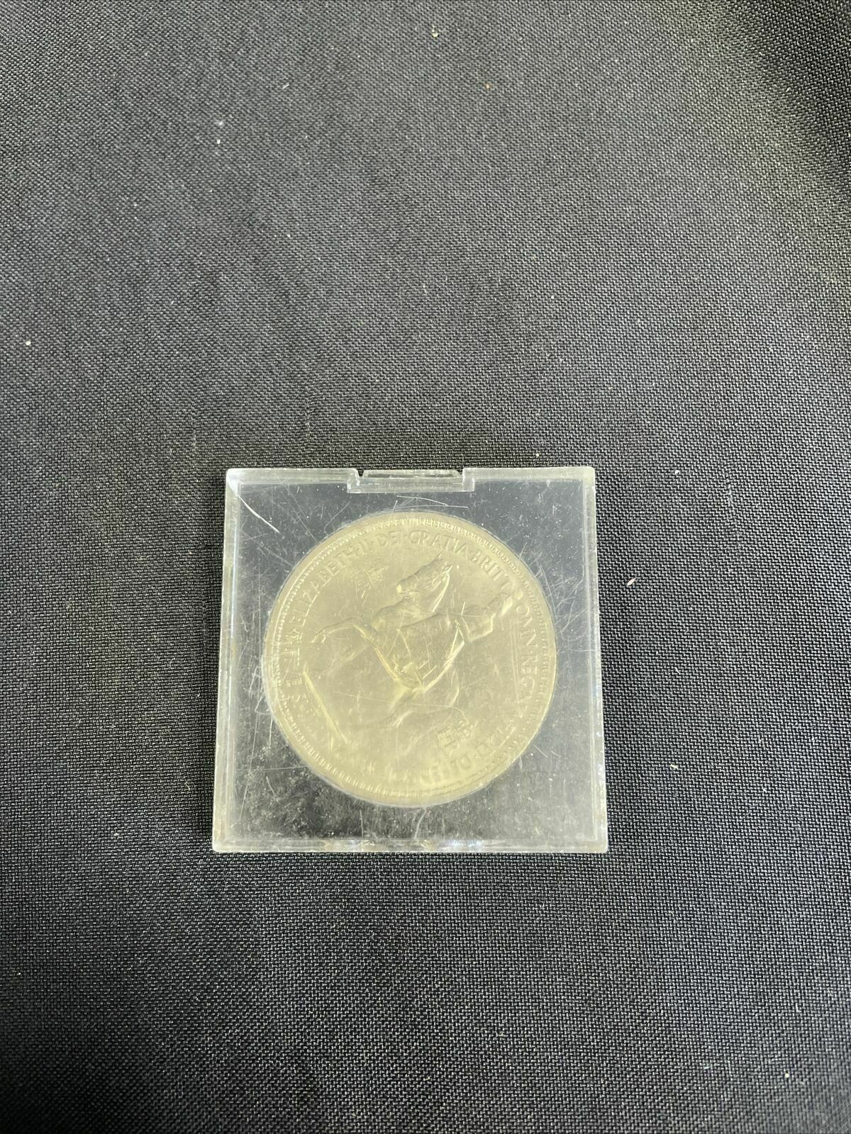 Collectors five shilling Elizabeth II Coin 1953 - faith & truth -(8231)
