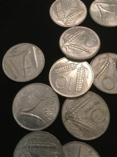 Italy Italian 10 Lire Coins x 28 - Aluminium - (2813)