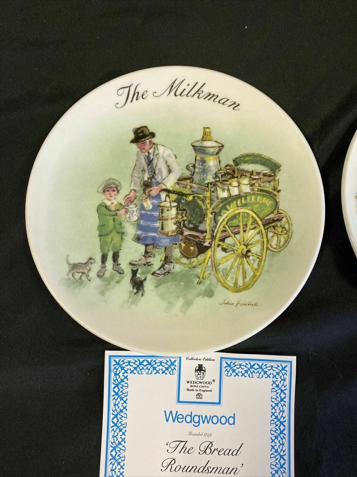 Wedgwood 1987 LONDON Collectors plates x2 Milkman & Bread Roundsman -(7840
