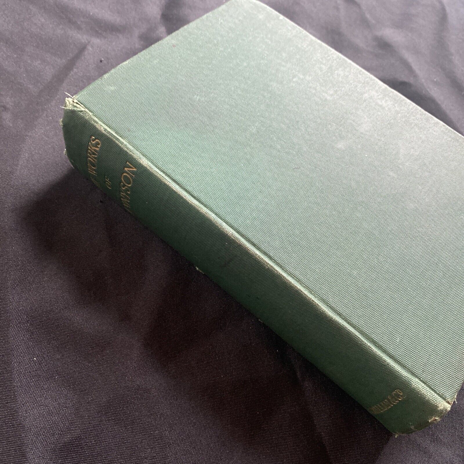 BOOK - The Works of Tennyson - Macmillan & Co 1884 print - (9672)
