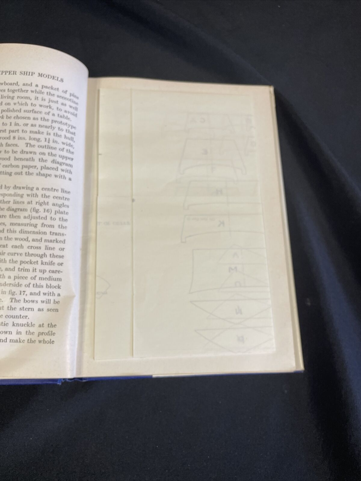 BOOK - Clipper Ship Models - E.W. Hobbs HB & DJ -(8191)