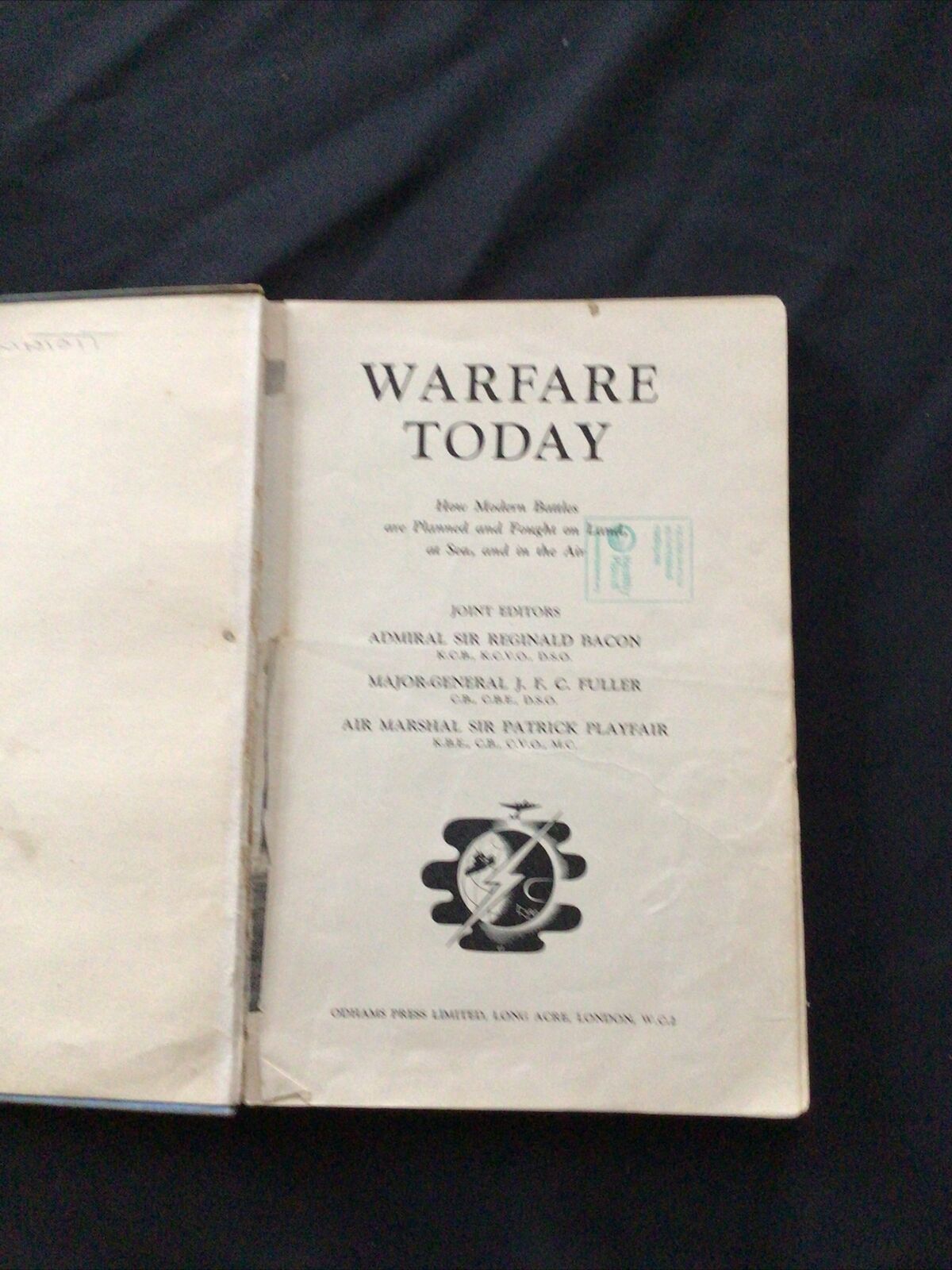 BOOK - WARFARE TODAY - Admiral Sir Reginald Bacon - (8690)