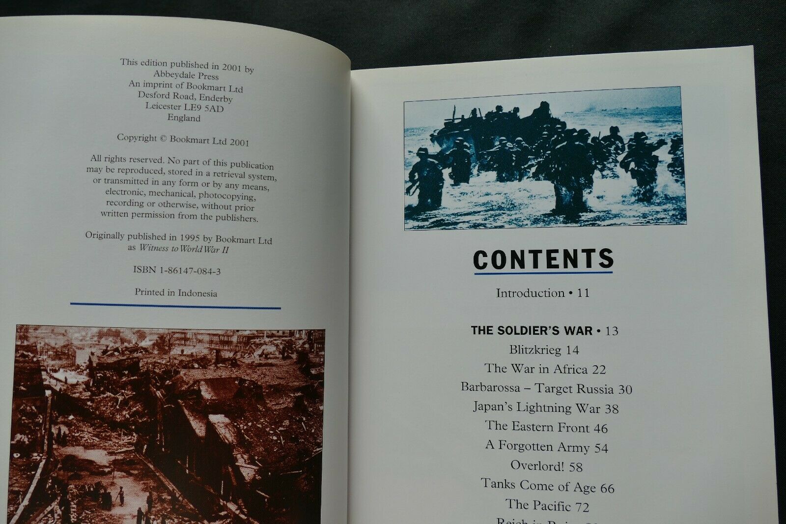 BOOK - Handbook of WORLD WAR II - Abbeydale Press (8720)