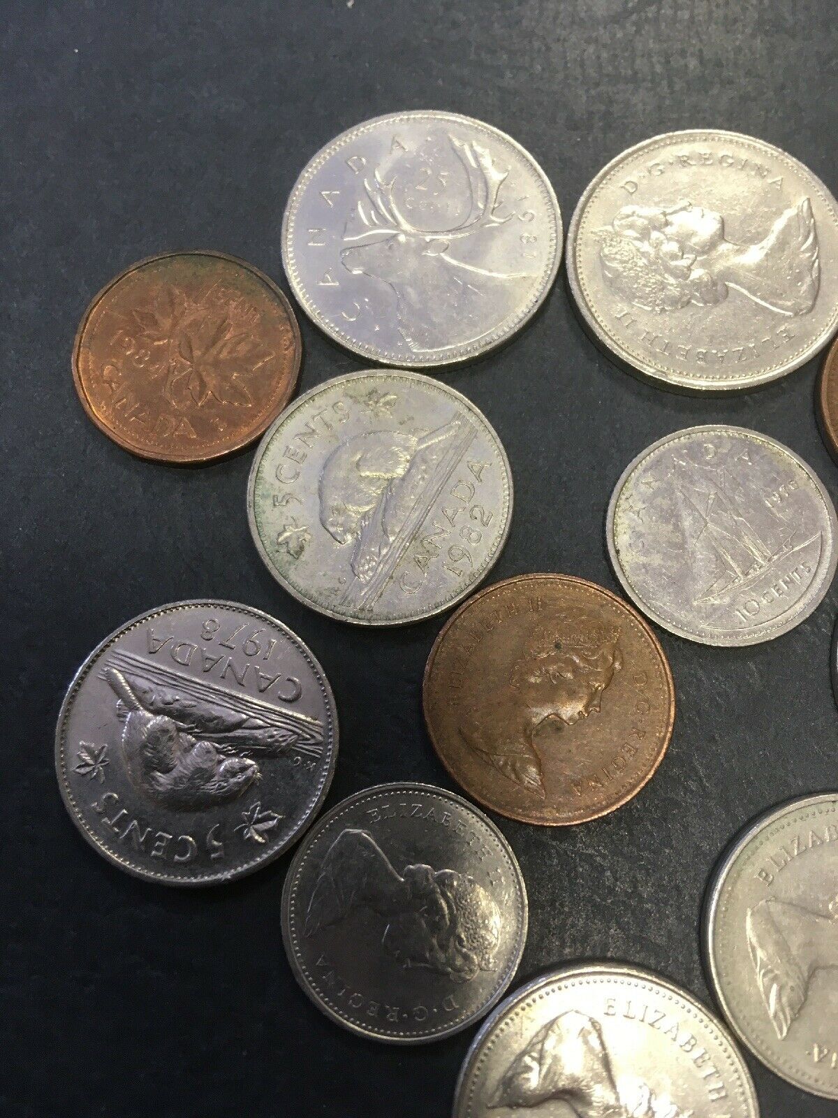 Canadian Coins Canada x 13 60's 70's 80's Assorted - (2841)