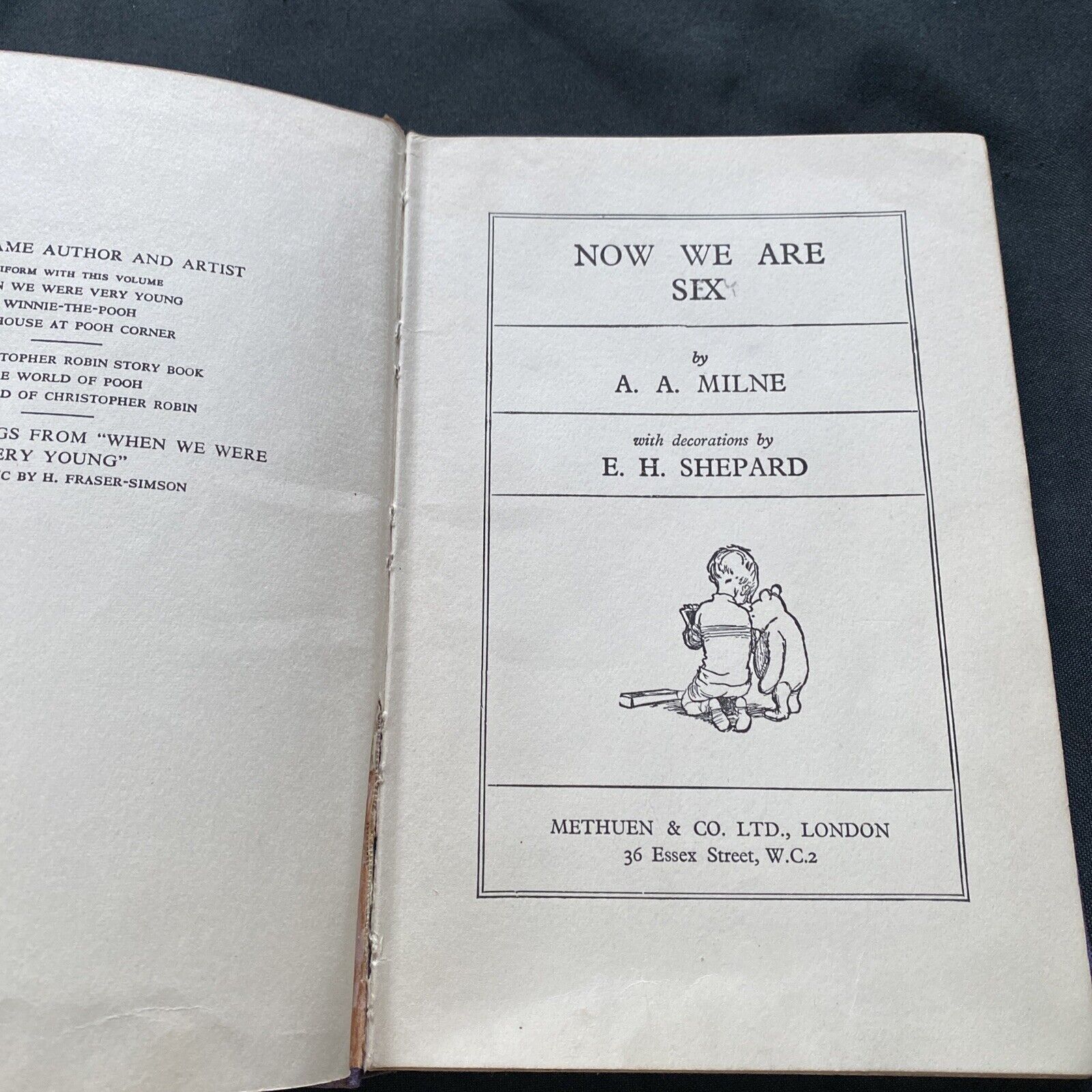 BOOK - 1961 NOW WE ARE SIX - A.A. Milne Methuen & Co - (9577)