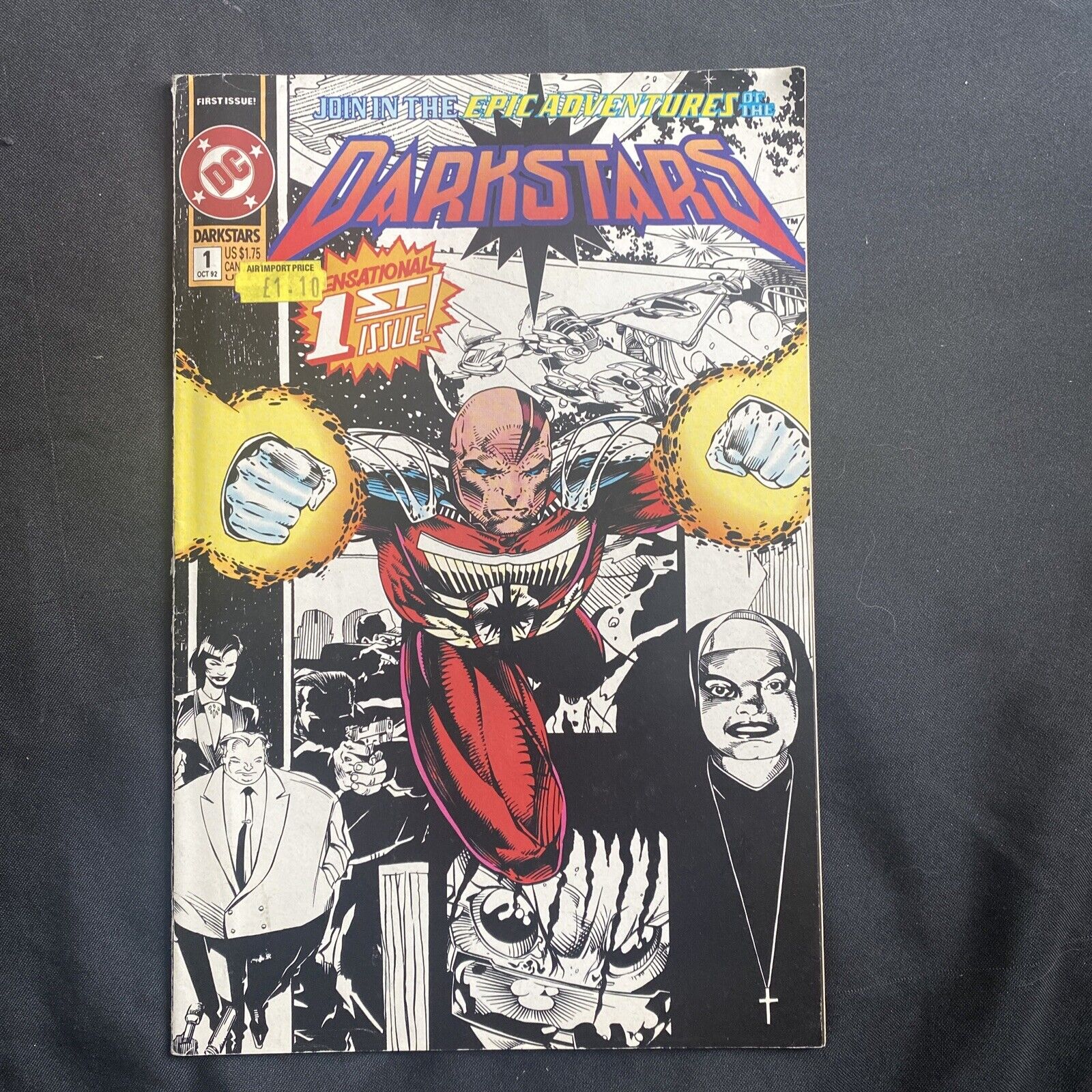 COMIC - DC Comics DARKSTARS Sensational 1st Issue - Oct 1992 - New York - (8822