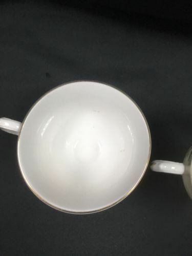 Colclough Bone China SEDGLEY  Pattern 8648 Green Havers - 2 x tea cups -(2761)