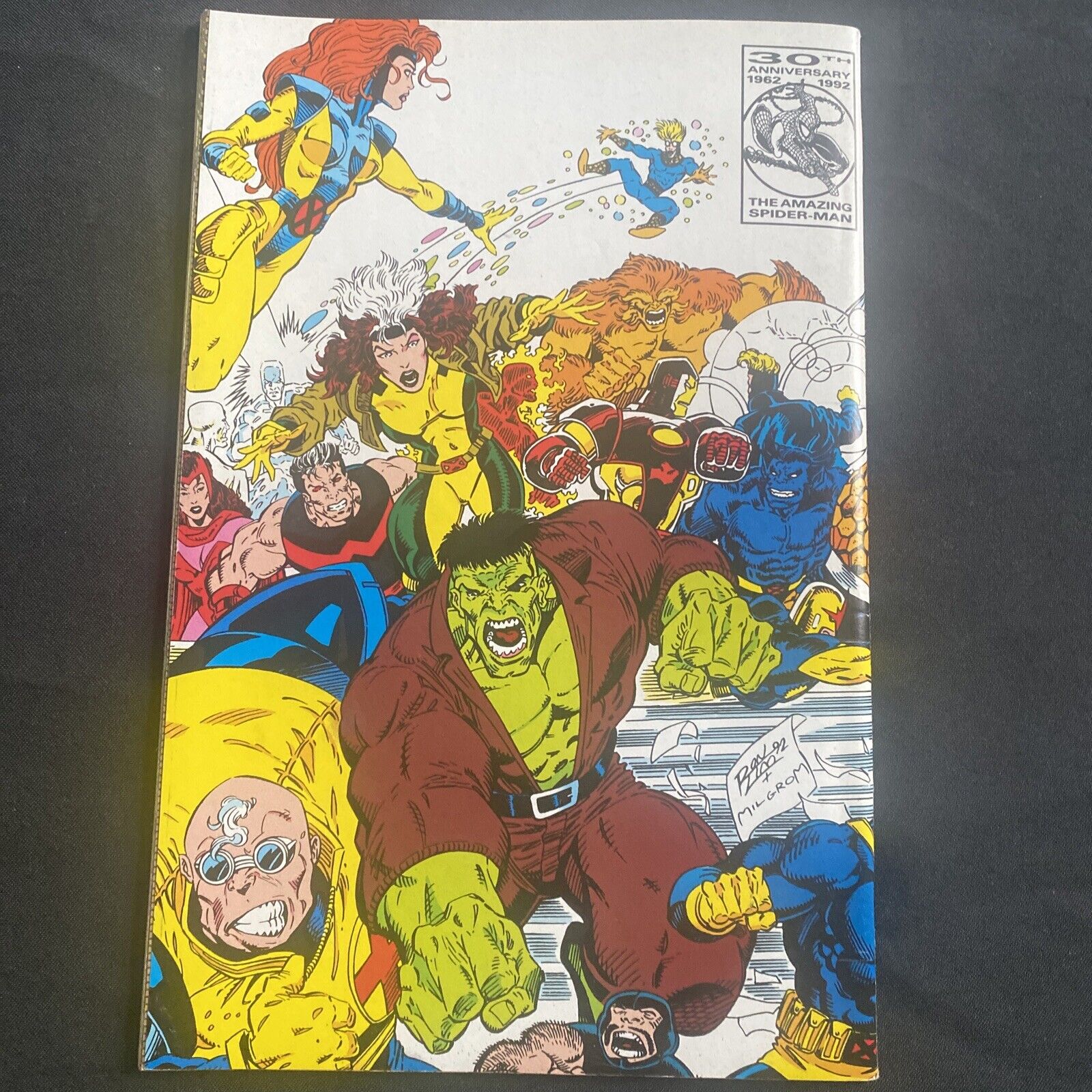 COMIC - MARVEL Comics - THE INFINITY WAR The Avengers July 1992 (8766)