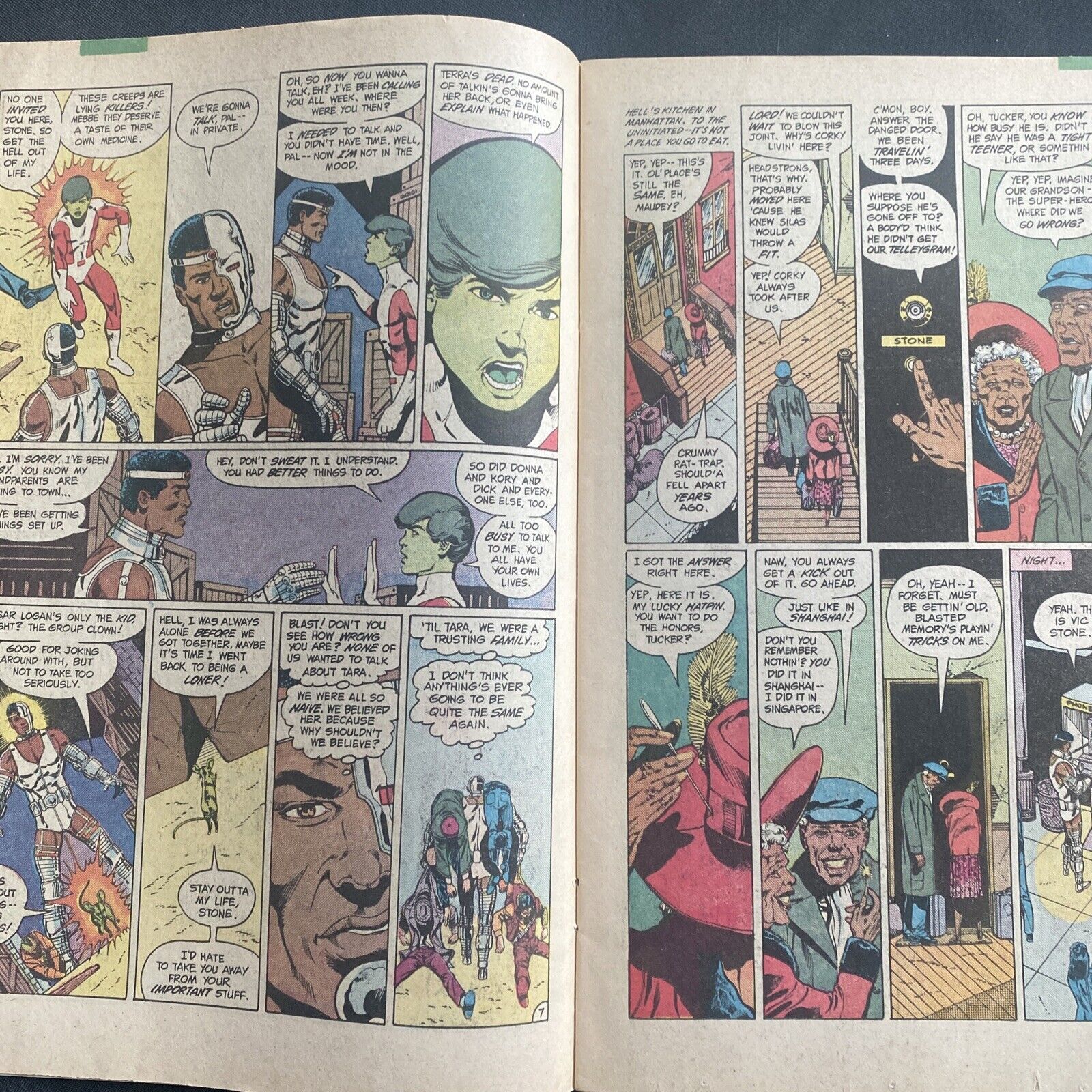 COMIC - DC Comics Tales of TEEN TITANS - Aug 1984 - RAVEN - (8813)