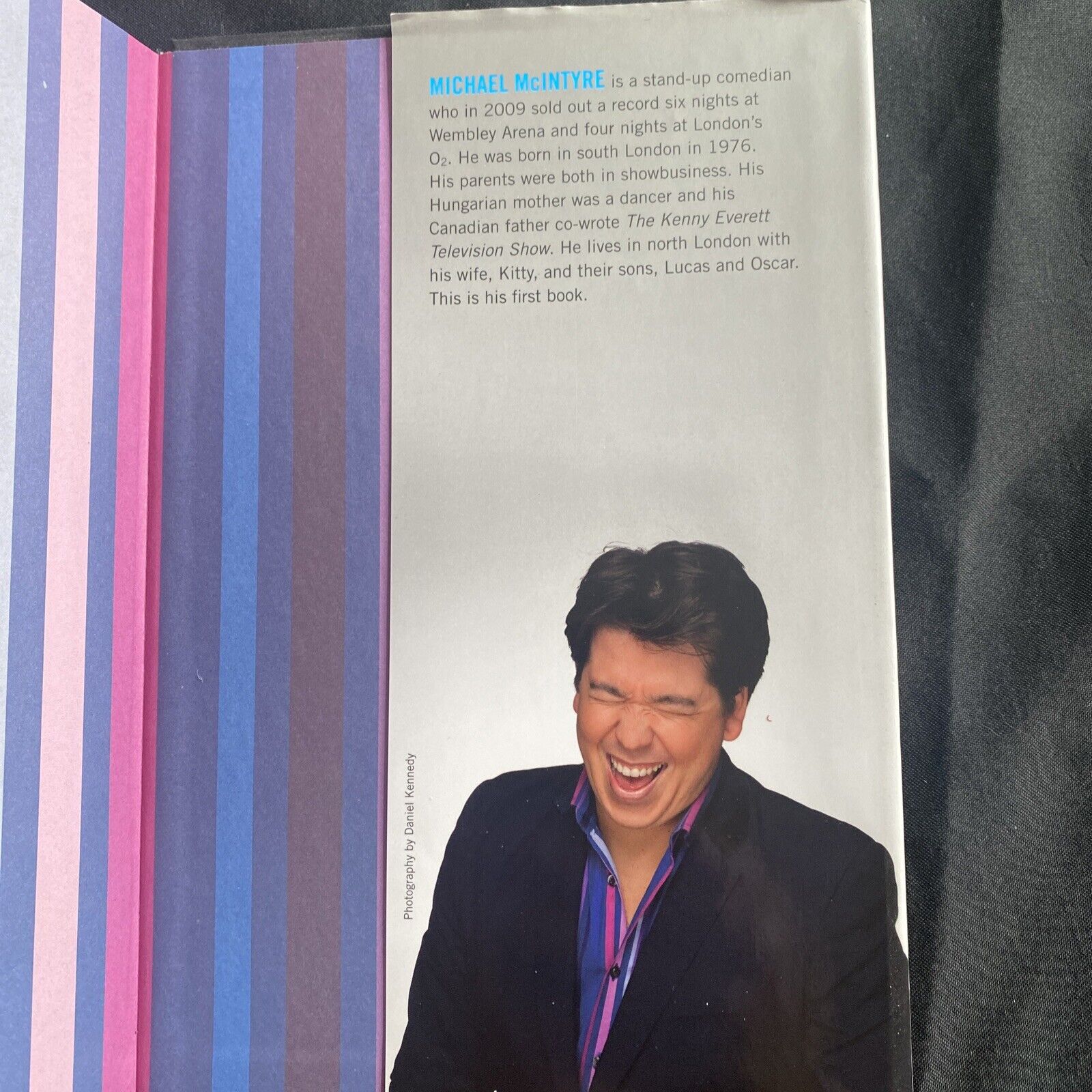 BOOK - Michael McIntyre - Life & Laughing My Story - (9675)