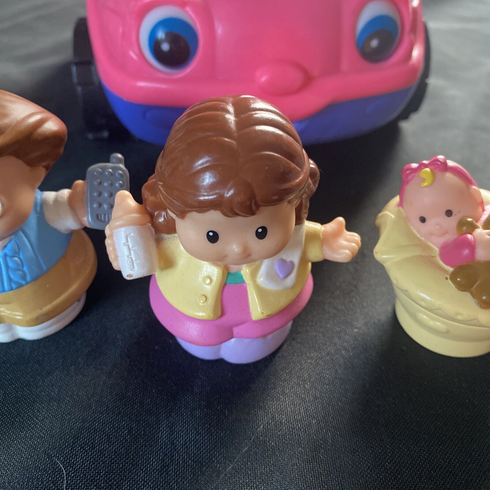 Fisher Price vintage toy 2002 Pink car and Little People - 9409