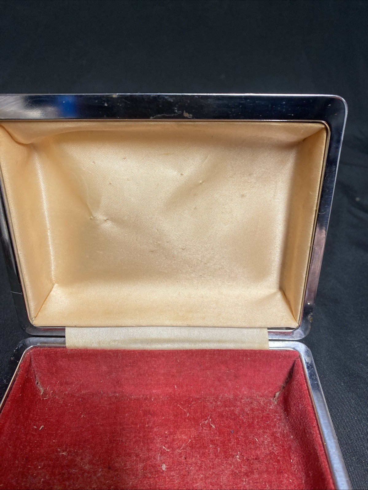 Fashioned by Farrington Vintage Genuine Texol Jewellery Box 1950's - (1811)
