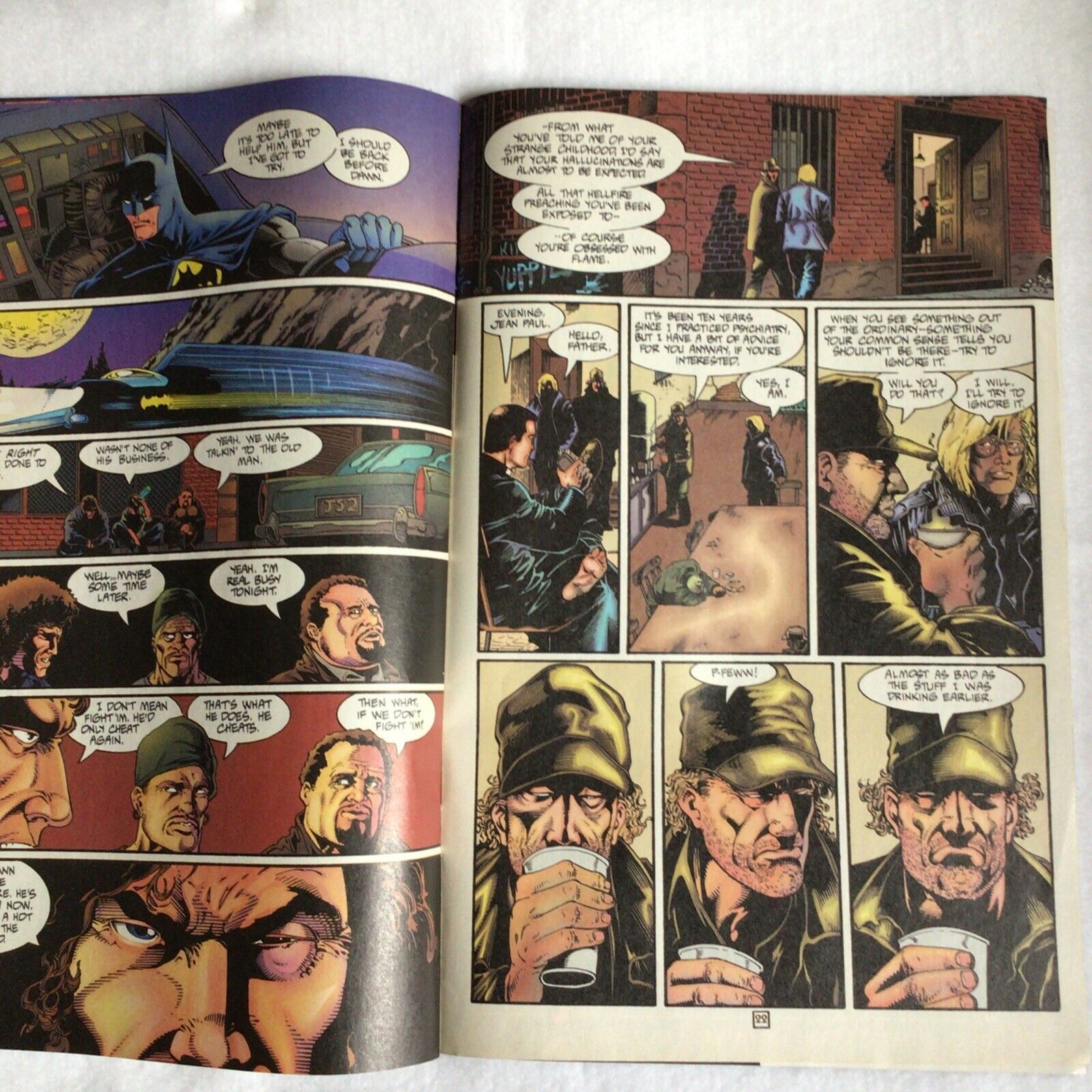 COMIC - DC Comics  AZREAL Fallen Angel vs Batman - Feb 1995 - New York (8889)
