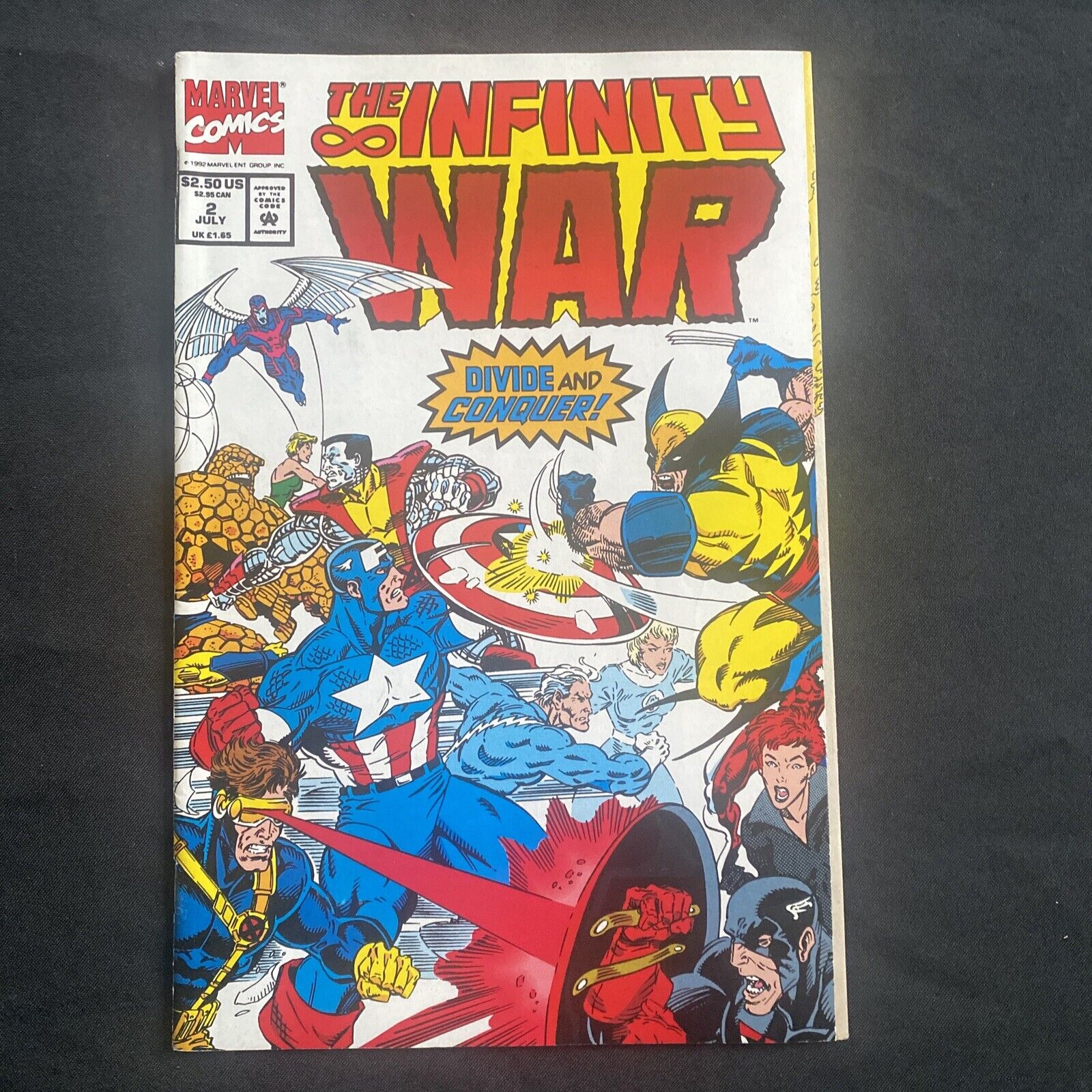 COMIC - MARVEL Comics - THE INFINITY WAR The Avengers July 1992 (8766)