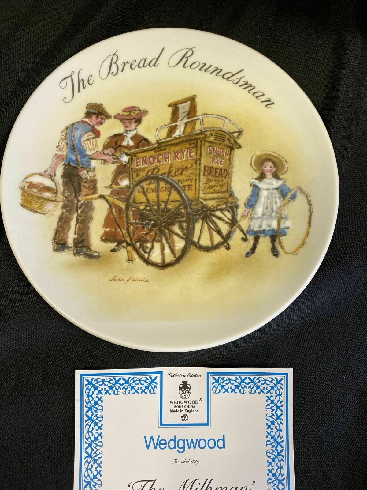 Wedgwood 1987 LONDON Collectors plates x2 Milkman & Bread Roundsman -(7840