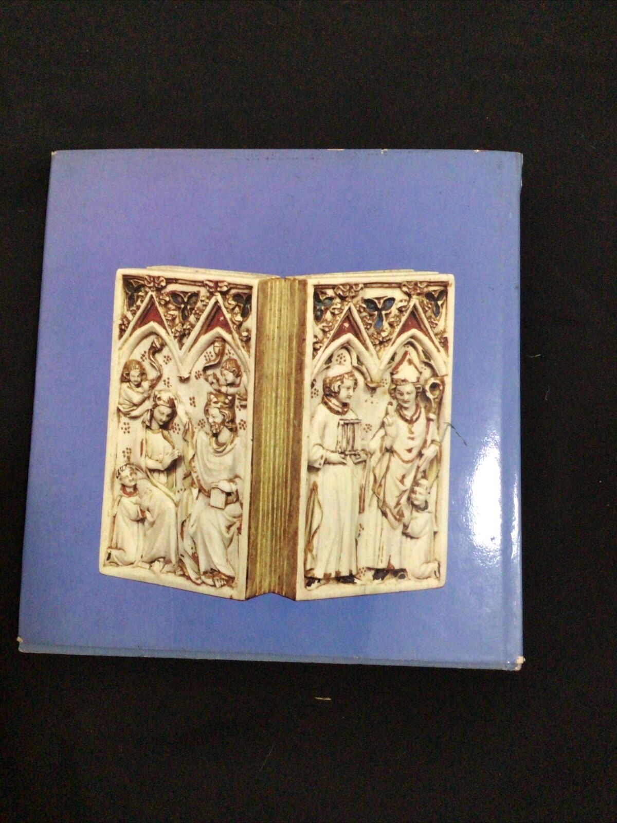 BOOK - IVORY Pleasures and Treasures - O. Beigbeder - 1965 - (8601)