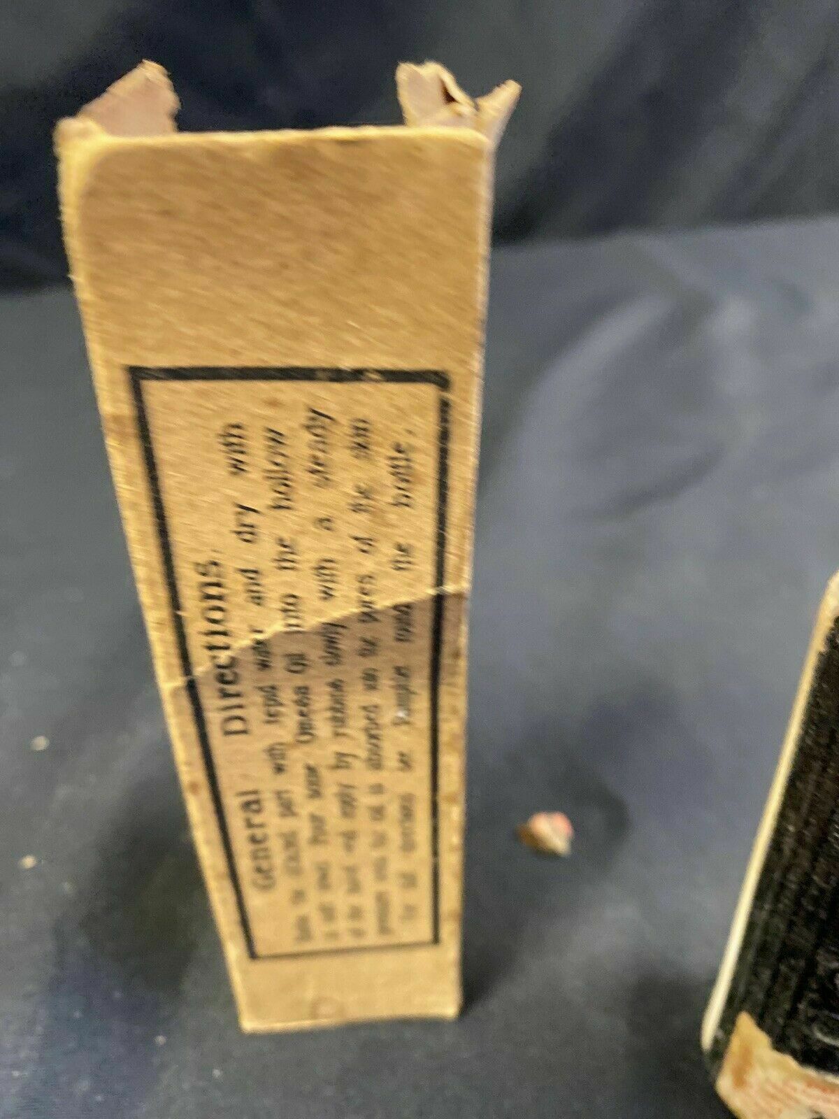 Antique Poison Medicine Bottle Full sealed ->100 yrs.  OMEGA OIL - London -(6602