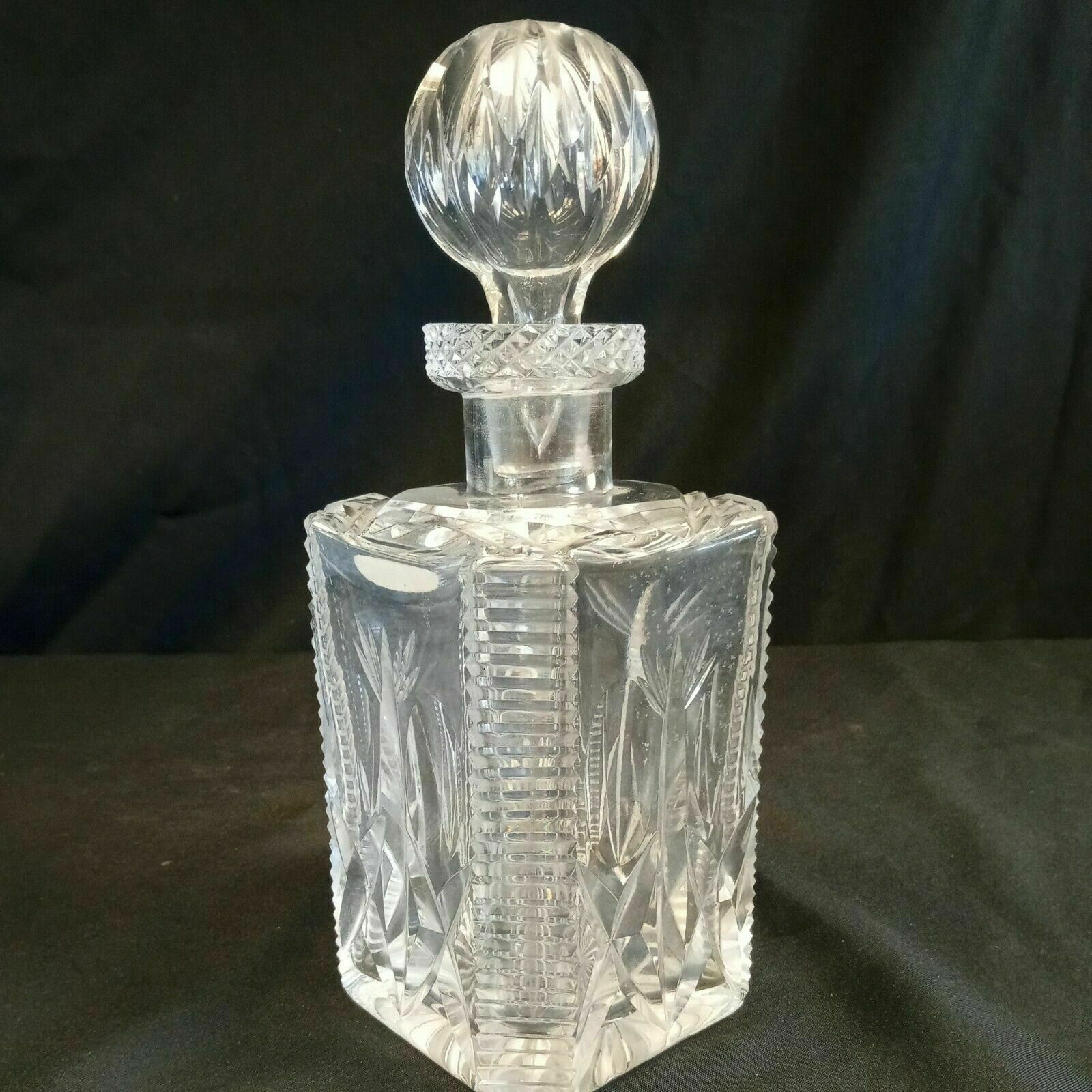 Brierglass Lead Crystal Decanter 24cm high no damage - (8111)