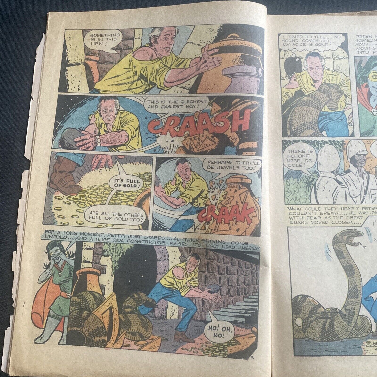 COMIC  - CHARLTON Comics -All New GHOSTLY HAUNTS - Mar 1973 - (8753)