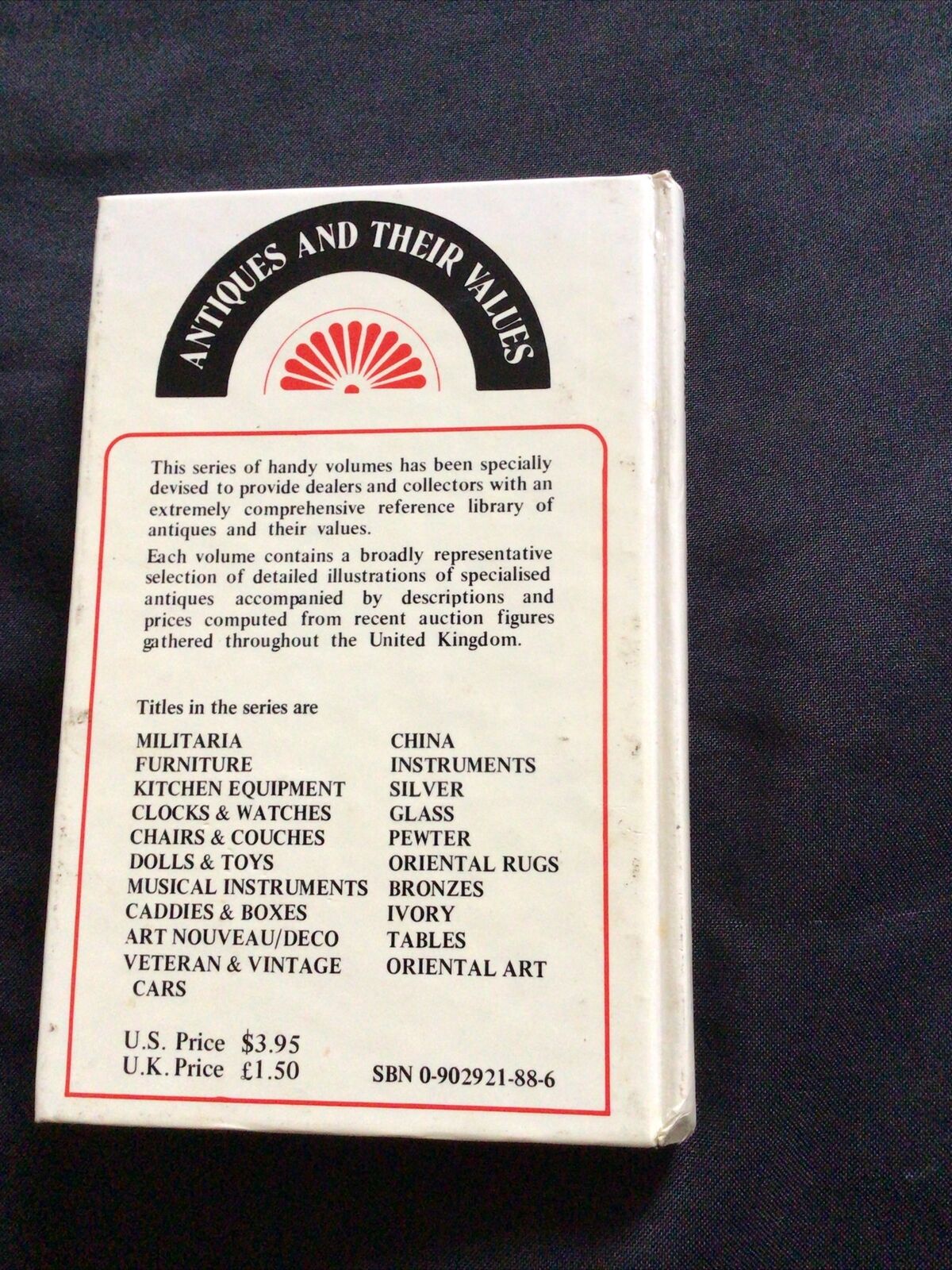 BOOK - Lyle pocket Antiques & Their Values 1979 - ORIENTAL ART - (8578)