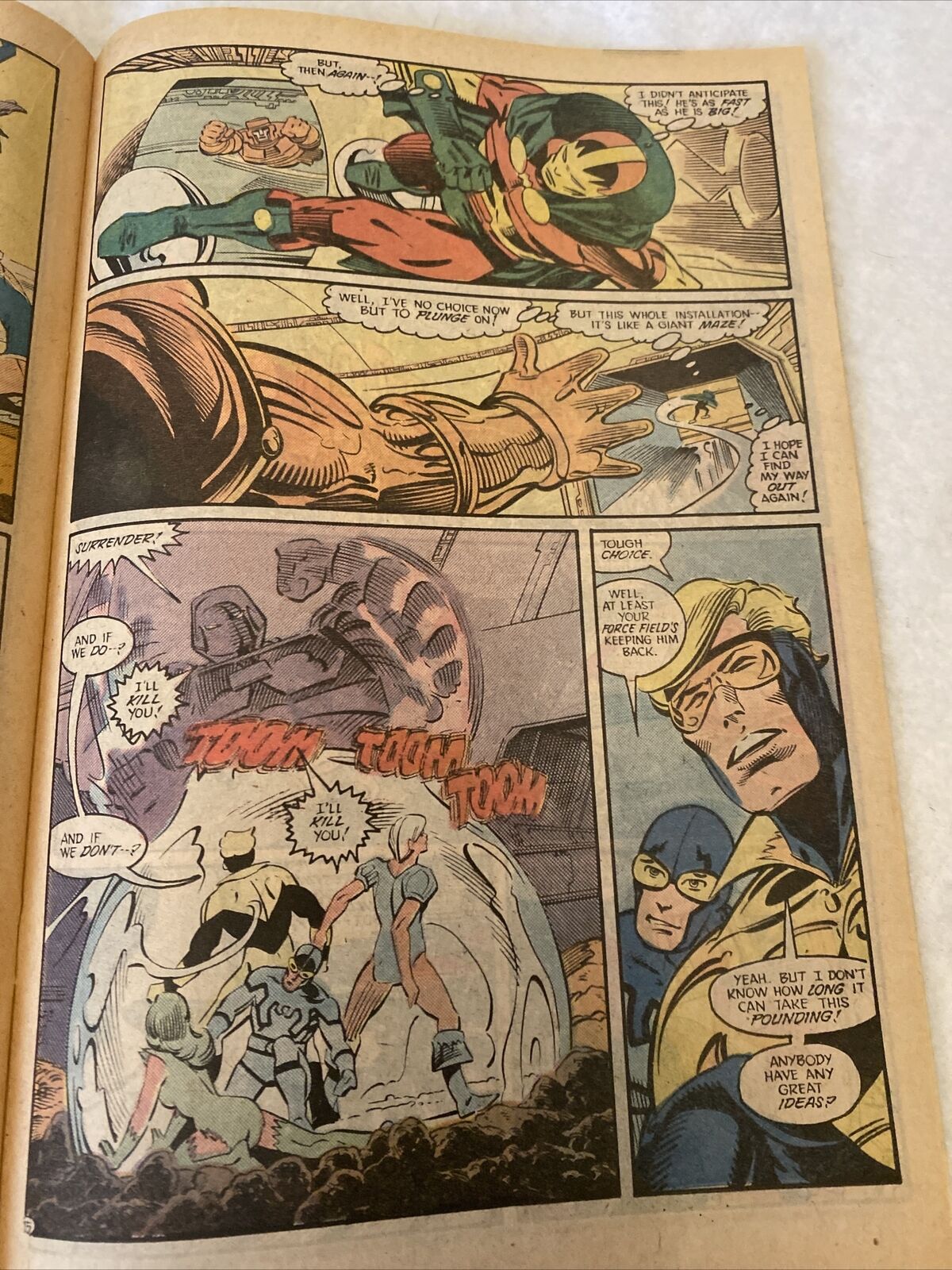 COMIC - DC Comics Justice League INTERNATIONAL '88 July THE JLI (8802)