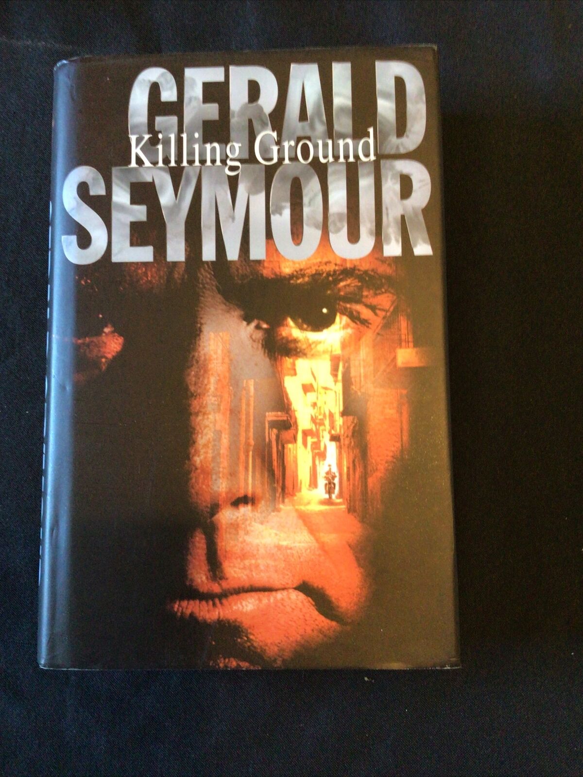 BOOK - KILLING GROUND - Gerald Seymour Hardback 1997 - (8662)