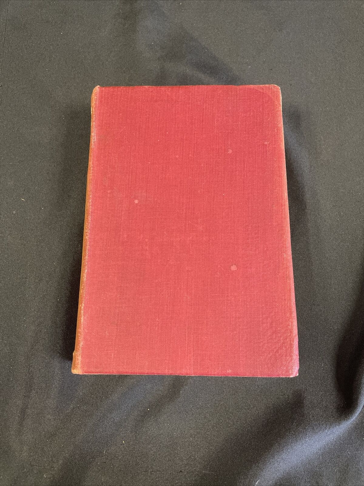 Book H. V. Morton - London - 6th Edition 1941 - (8158)