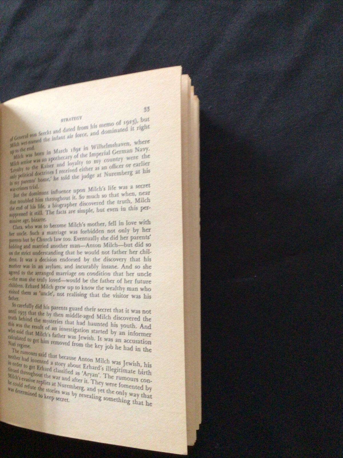 BOOK - FIGHTER - Len Deighton - (8687)