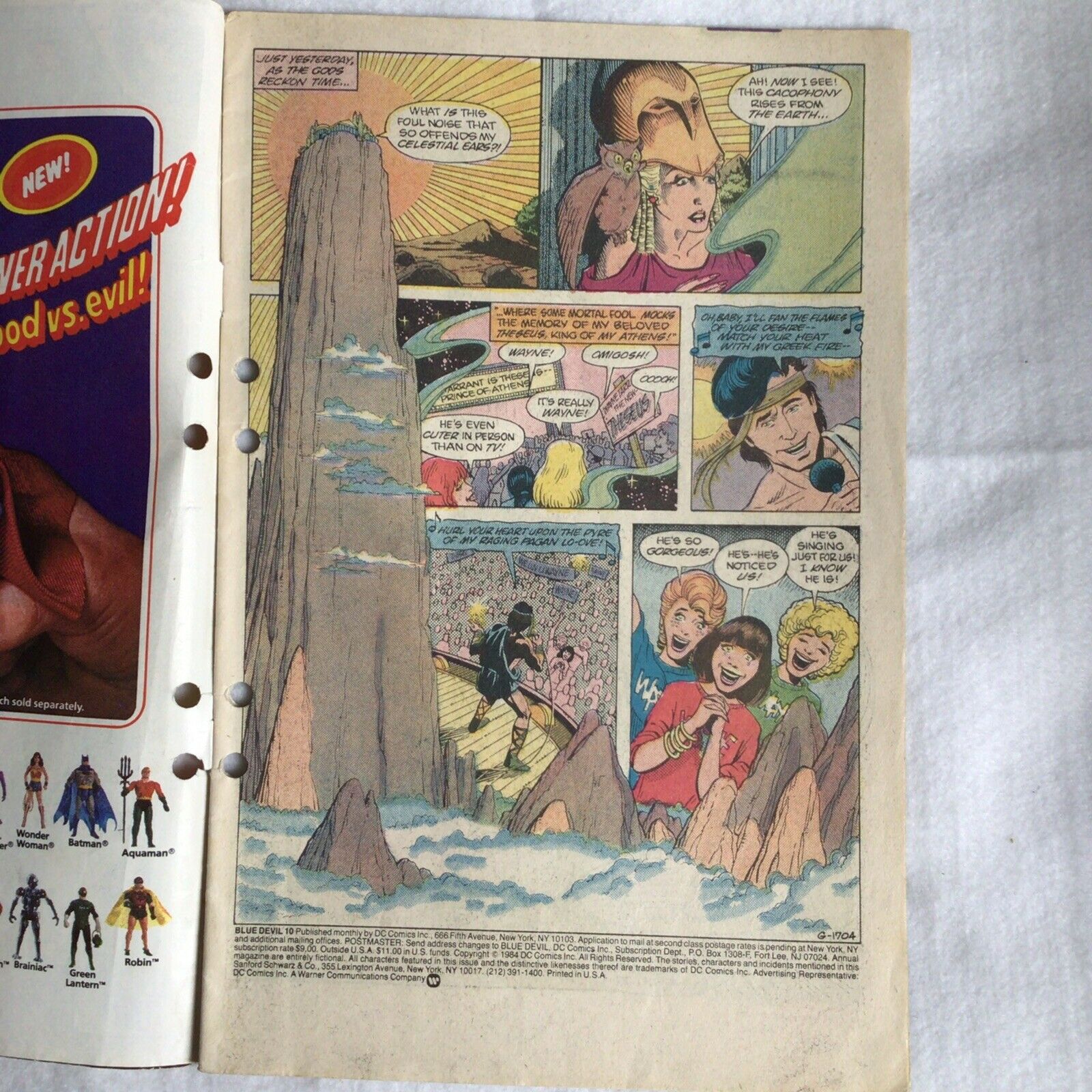 COMIC - DC Comics  BLUE DEVIL The Furies Vs Wayne - Mar 1985 - New York (8890)
