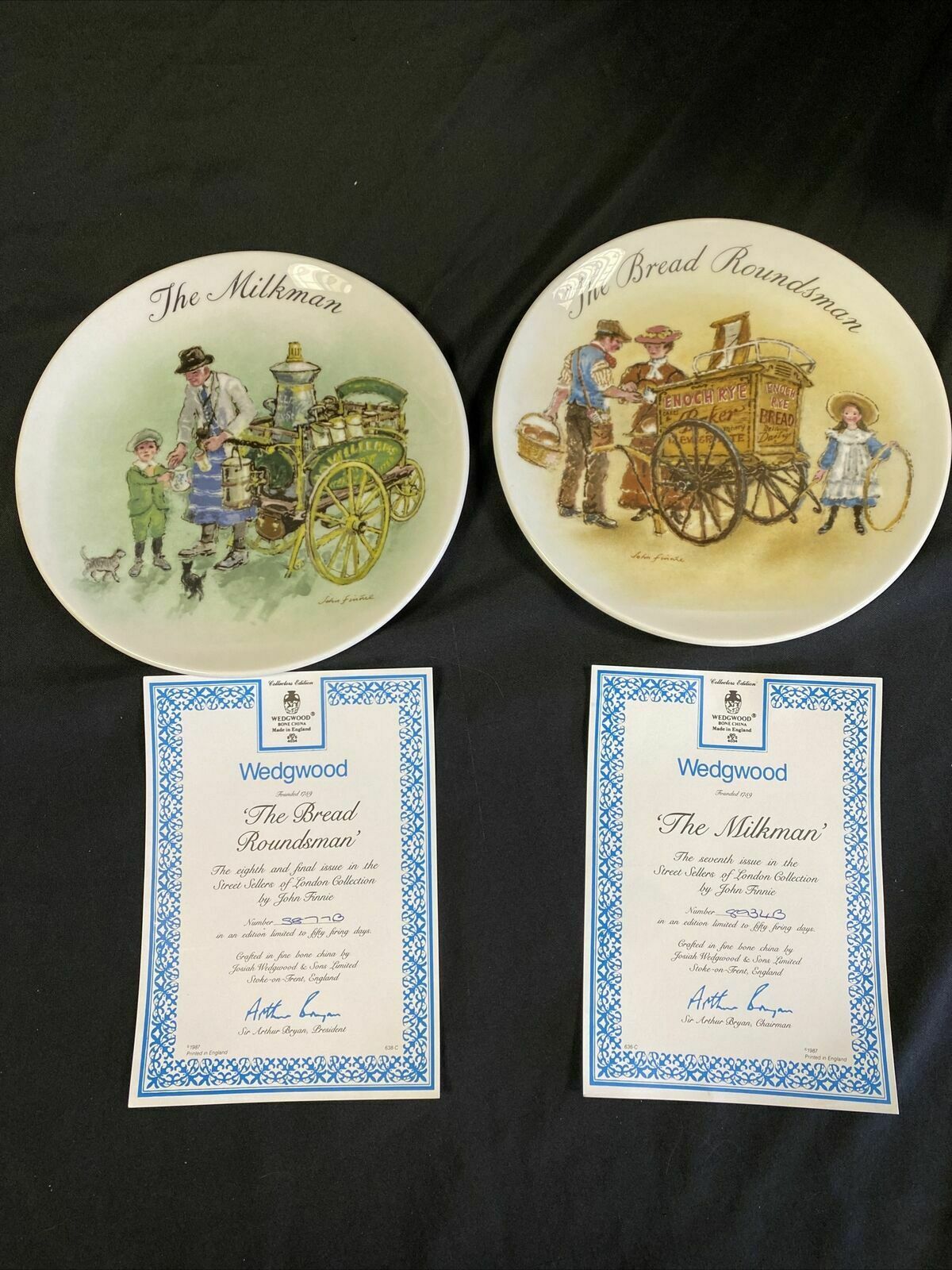 Wedgwood 1987 LONDON Collectors plates x2 Milkman & Bread Roundsman -(7840