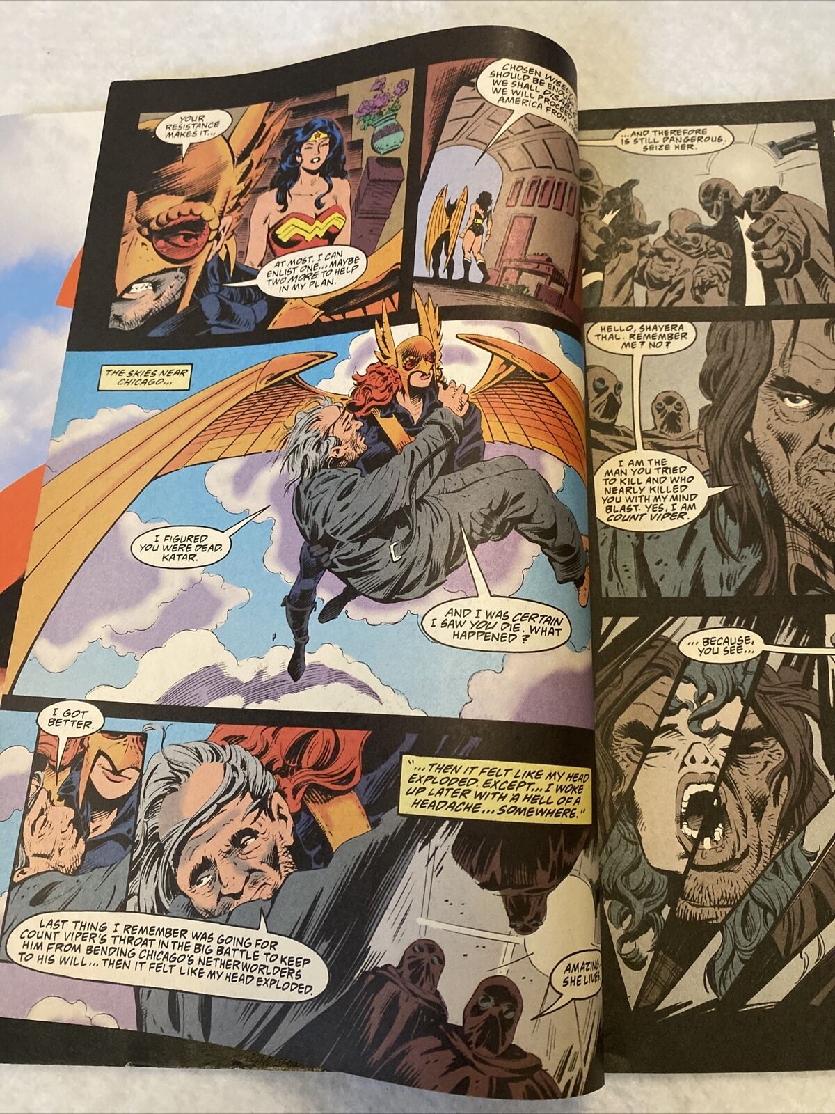 COMIC - DC Comics HAWKMAN A Rage of Hawks - Jan 1994  - New York - (8825)