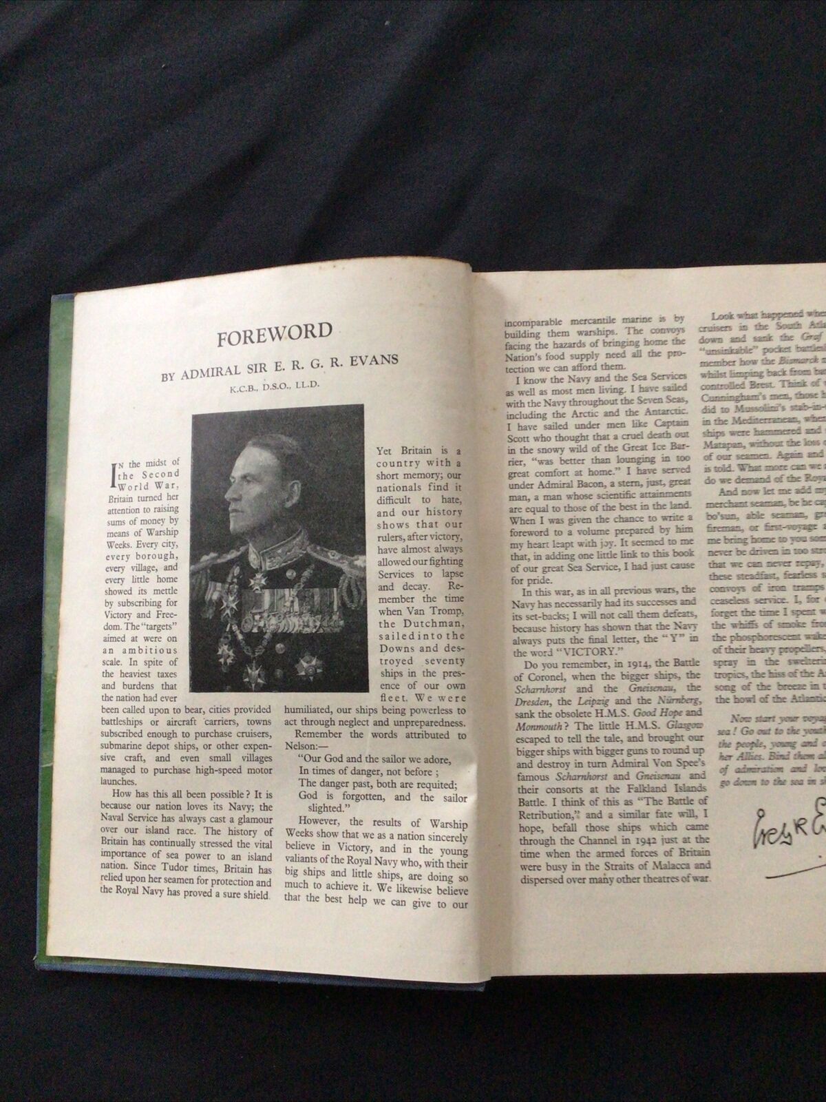 BOOK - BRITAINS GLORIOUS NAVY - Admiral Sir Reginald H S Bacon - (8691)