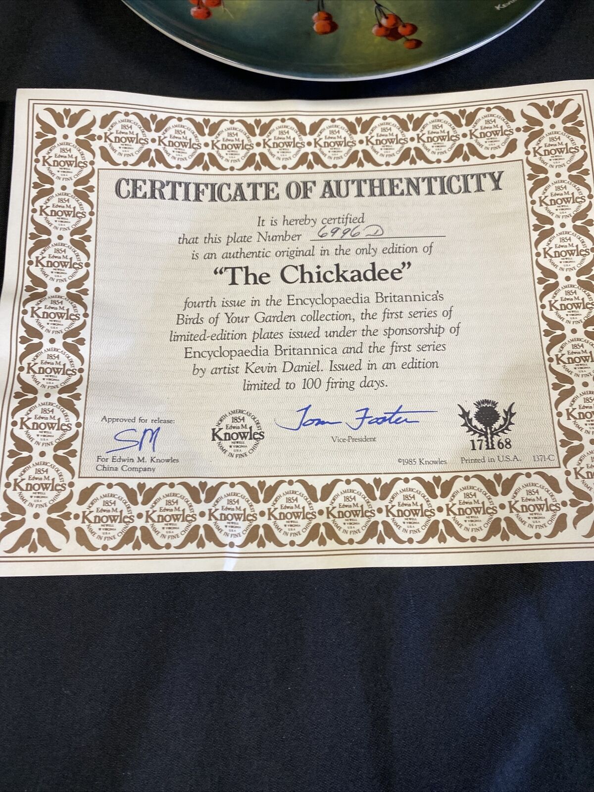 Knowles 1985 Birds in Your Garden Plates x 2 The Chickadee & The Bluebird (7835