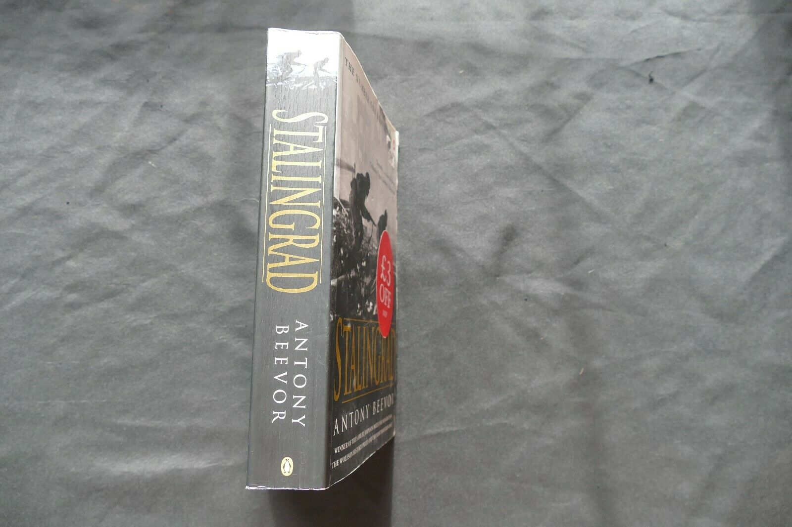 BOOK - STALINGRAD - Antony Beevor (8748)