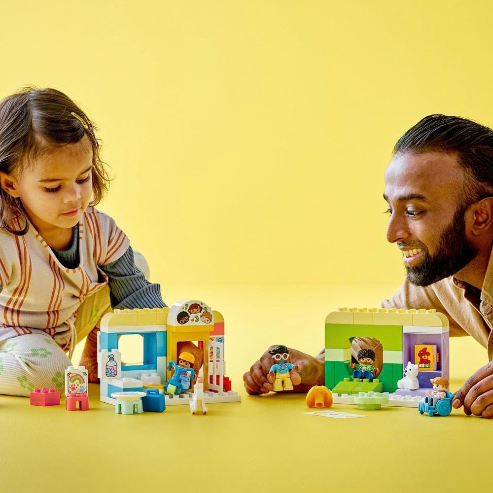 LEGO DUPLO - Life At The Day-Care Center - 10992