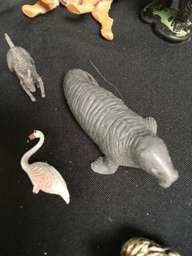 BRITAINS Plastic Toy Animals 1970’s X 14 Gorilla Lion Bear Crocodile Etc (2293)