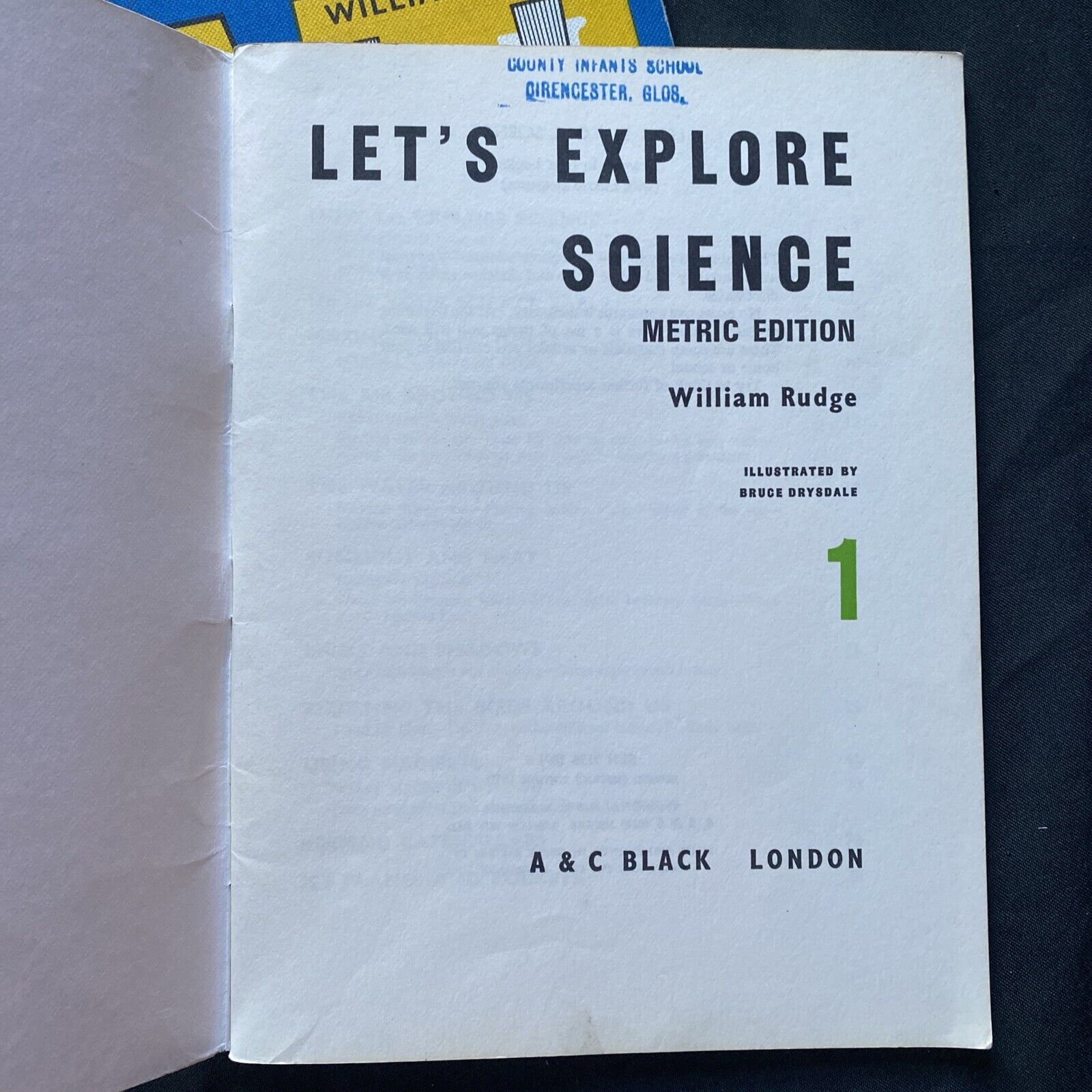 Let's Explore Science William Rudge 1970 set of three books - (9599)