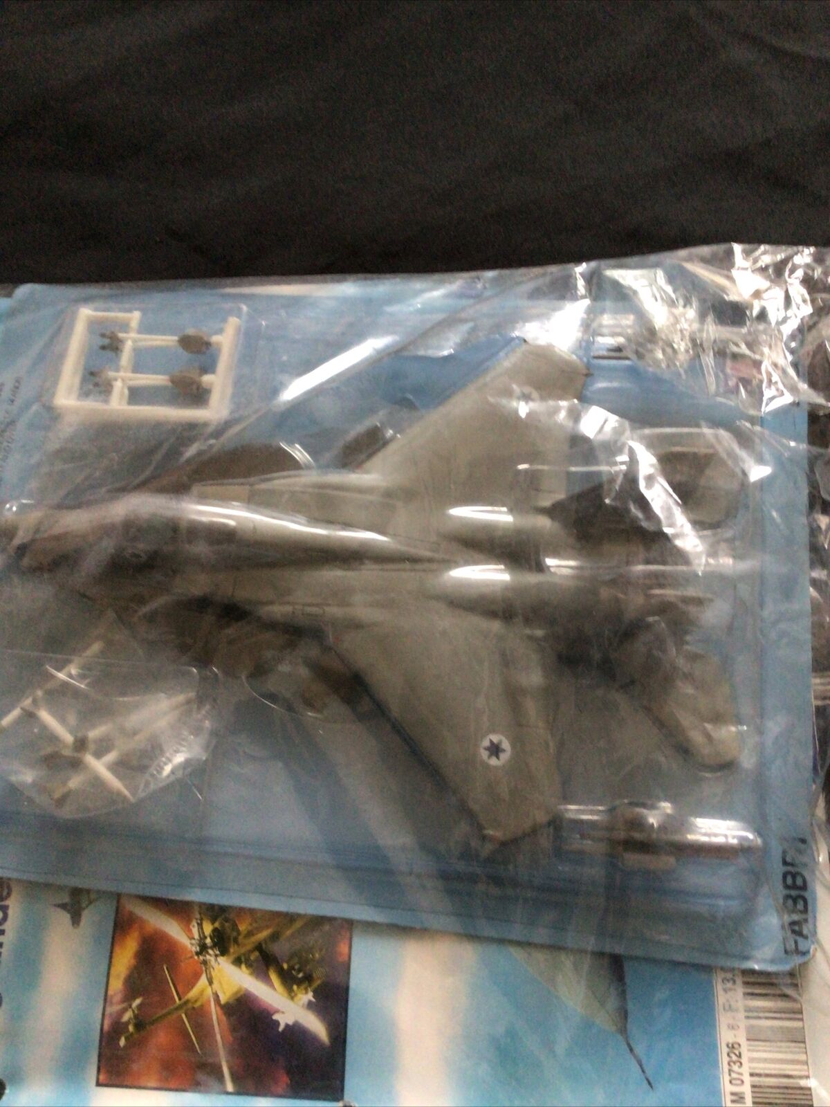 FABBRI Italeri Avions & Helicopteres Militaires 2001 Mag & die cast F-15 (8563