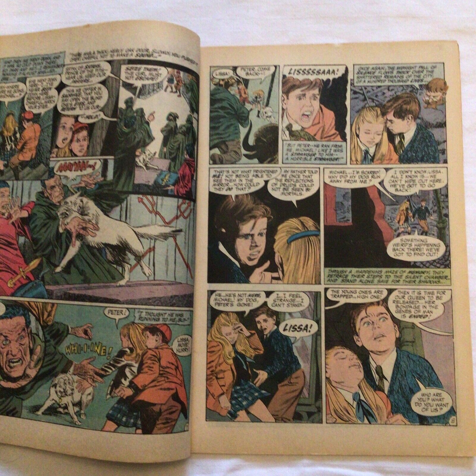 COMIC - DC Comics  The HOUSE OF MYSTERY Do you dare enter? - Nov 1971 (8874)