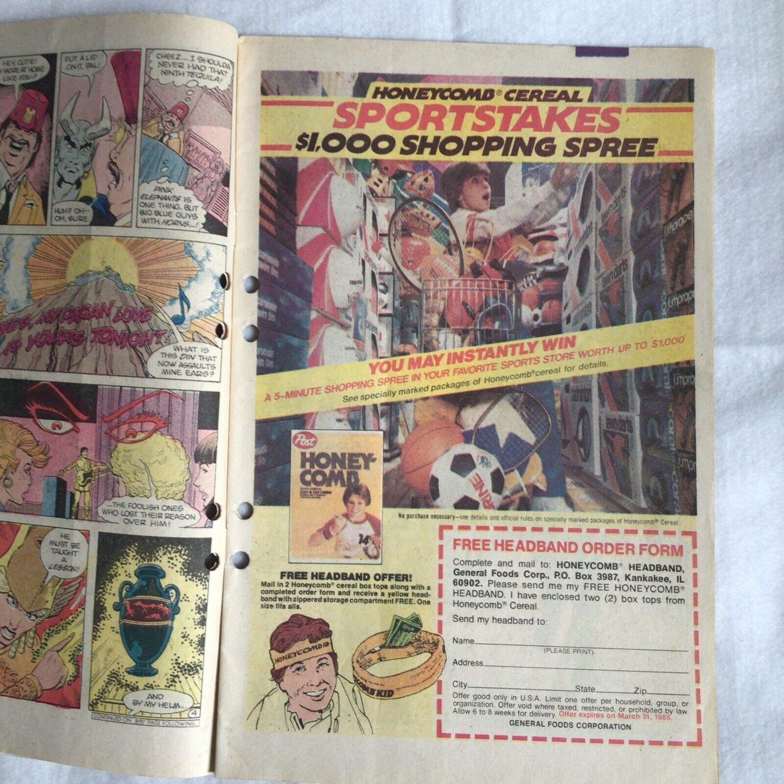 COMIC - DC Comics  BLUE DEVIL The Furies Vs Wayne - Mar 1985 - New York (8890)