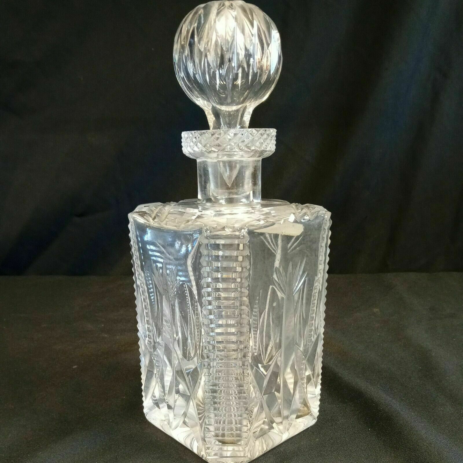 Brierglass Lead Crystal Decanter 24cm high no damage - (8111)