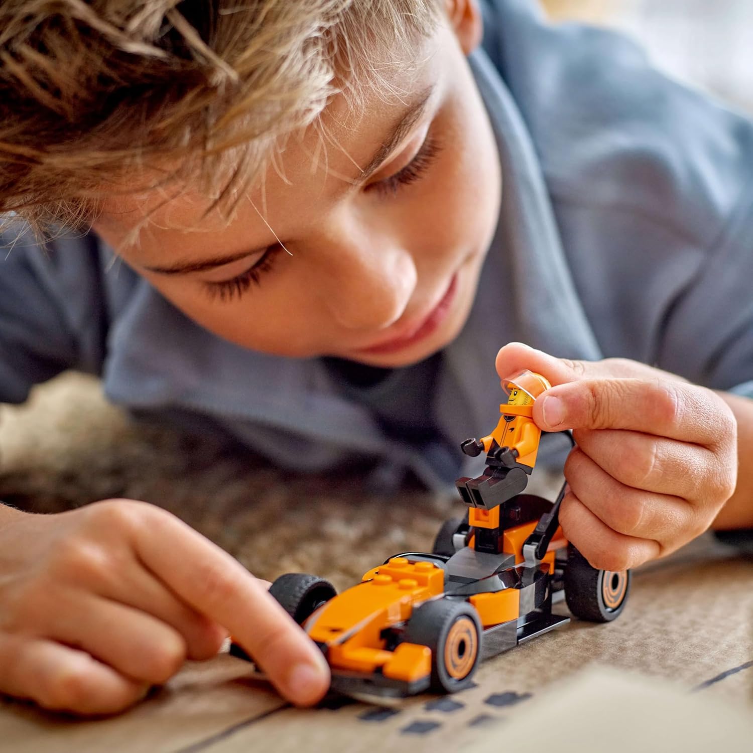 LEGO City - F1 Driver with McLaren Race Car - 60442