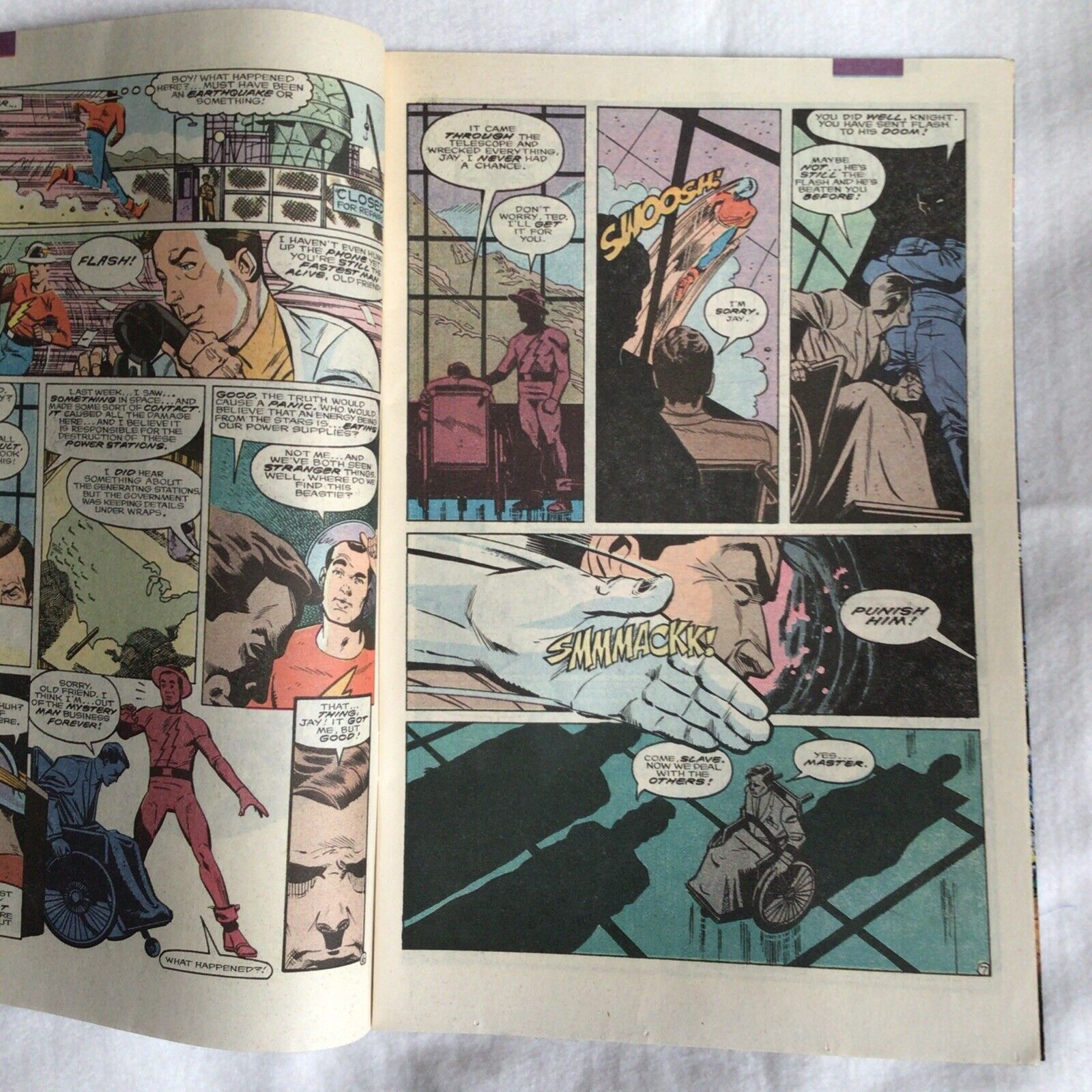 COMIC - DC Comics  JUSTICE SOCIETY   FLASH - Apr 1991 - New York (8892)