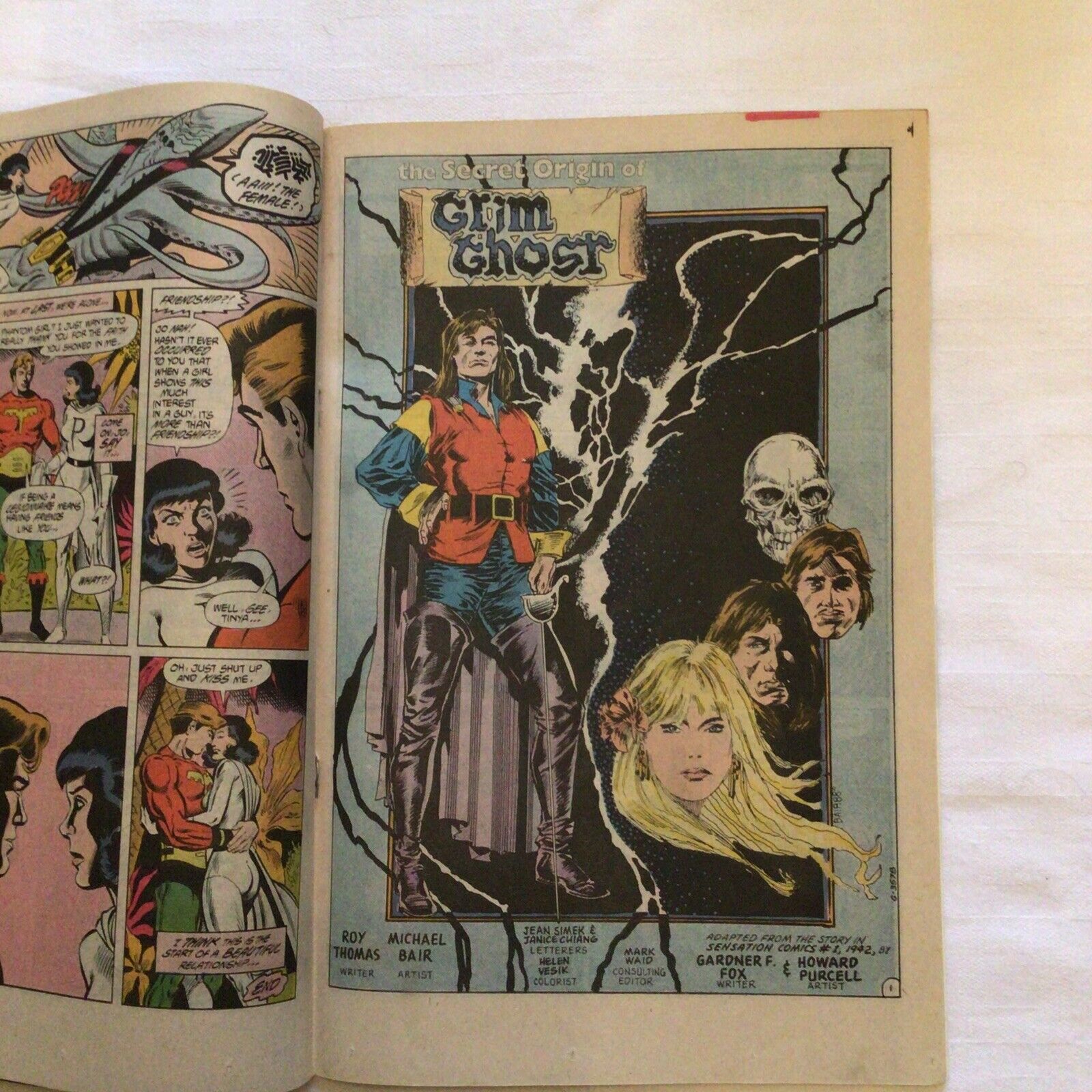 COMIC - DC Comics  Secret origins PHANTOM GIRL & GRIM GHOST - Jul 1989   (8882)