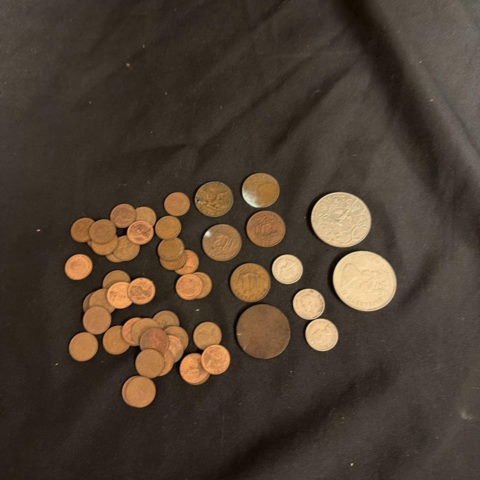 50 British Coins, Half Pennies new & Old Six Pence, Commemorative - (2361)