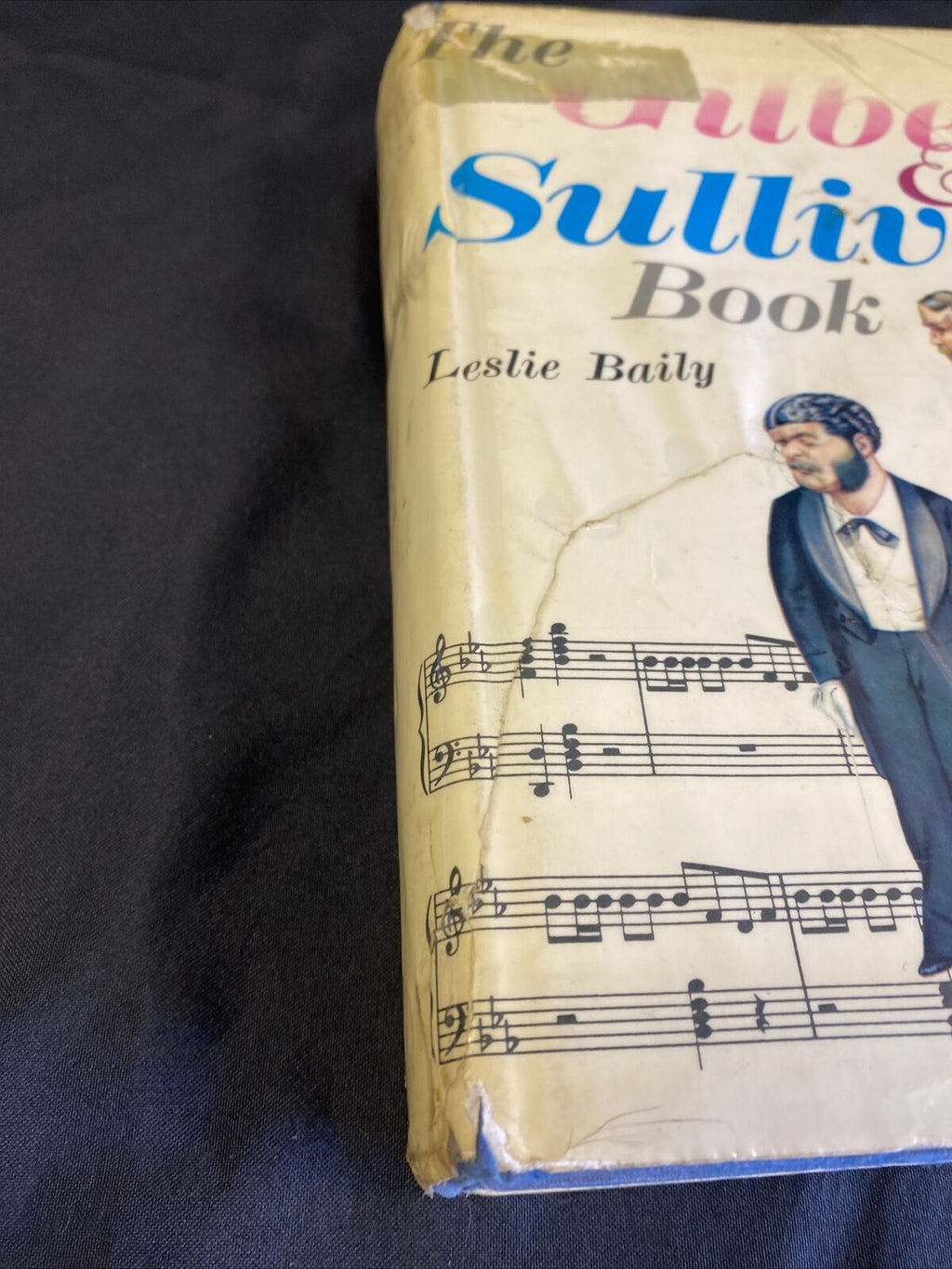 The Gilbert & Sullivan Book - Leslie Baily Spring Books 1967 - (7680)