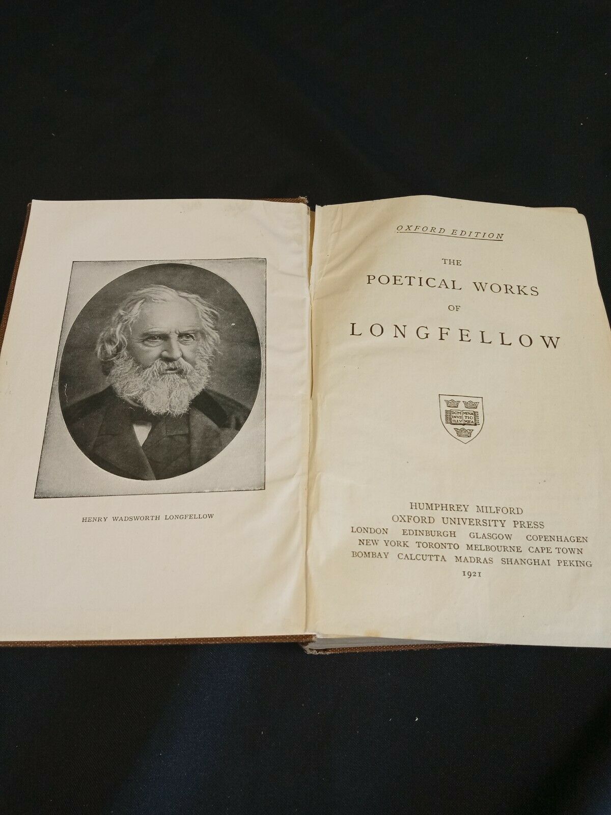 The Poetical Works of Longfellow - 1921 Oxford edition - Good  condition (7811)