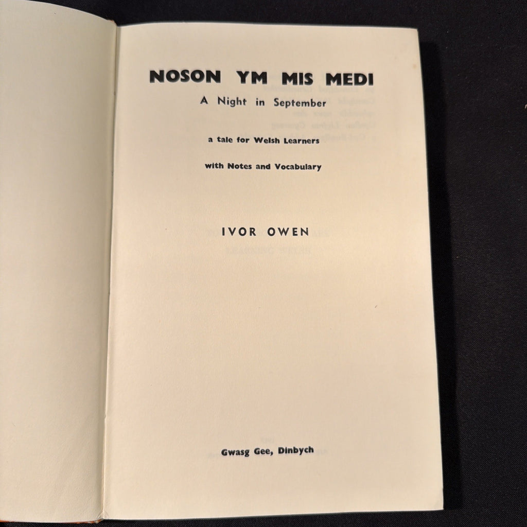 Noson Ym Mis Medi, Ivor Owen, A tale for welsh learners - Welsh Language book - (1874)