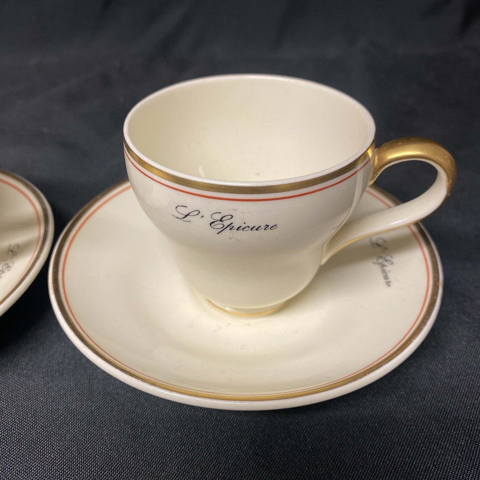 Wedgwood 5462 Red and Gold Band L'Epicure Two Cups & Saucers - (1713)