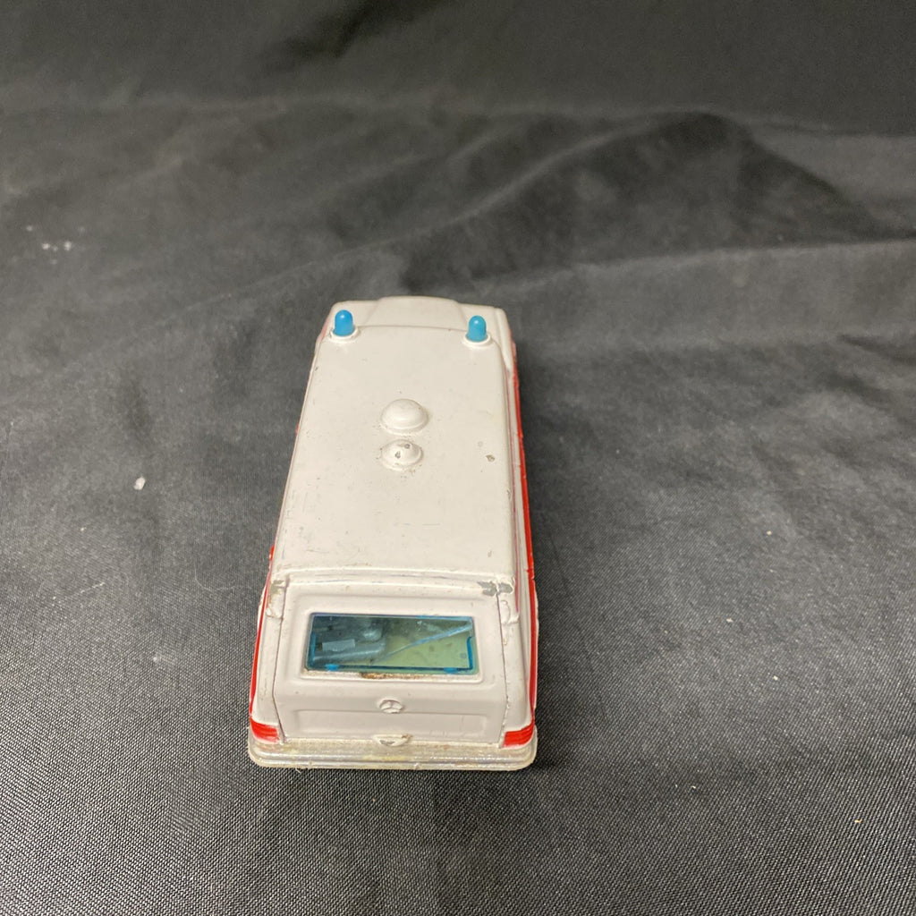 Husky Ambulance & Corgi Bonna 2500 Zurich Ambulance 80's - (1414)